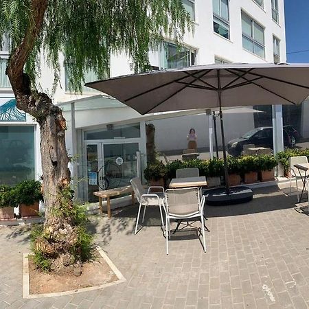 Take Surf Hostel Conil Conil De La Frontera Esterno foto